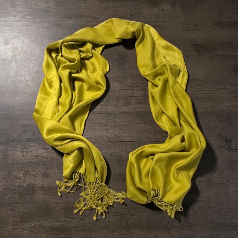 Jones New York Scarf‎ Womens 72x22 Chartreuse Yellow Fringe Pashmina Wrap